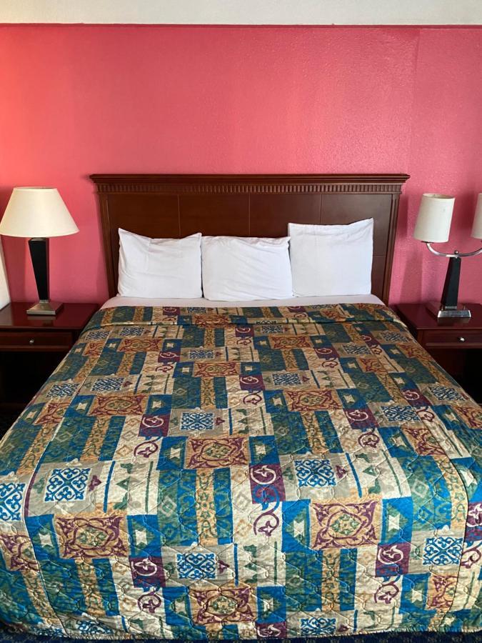 Travel Inn Πίτερσμπεργκ Εξωτερικό φωτογραφία