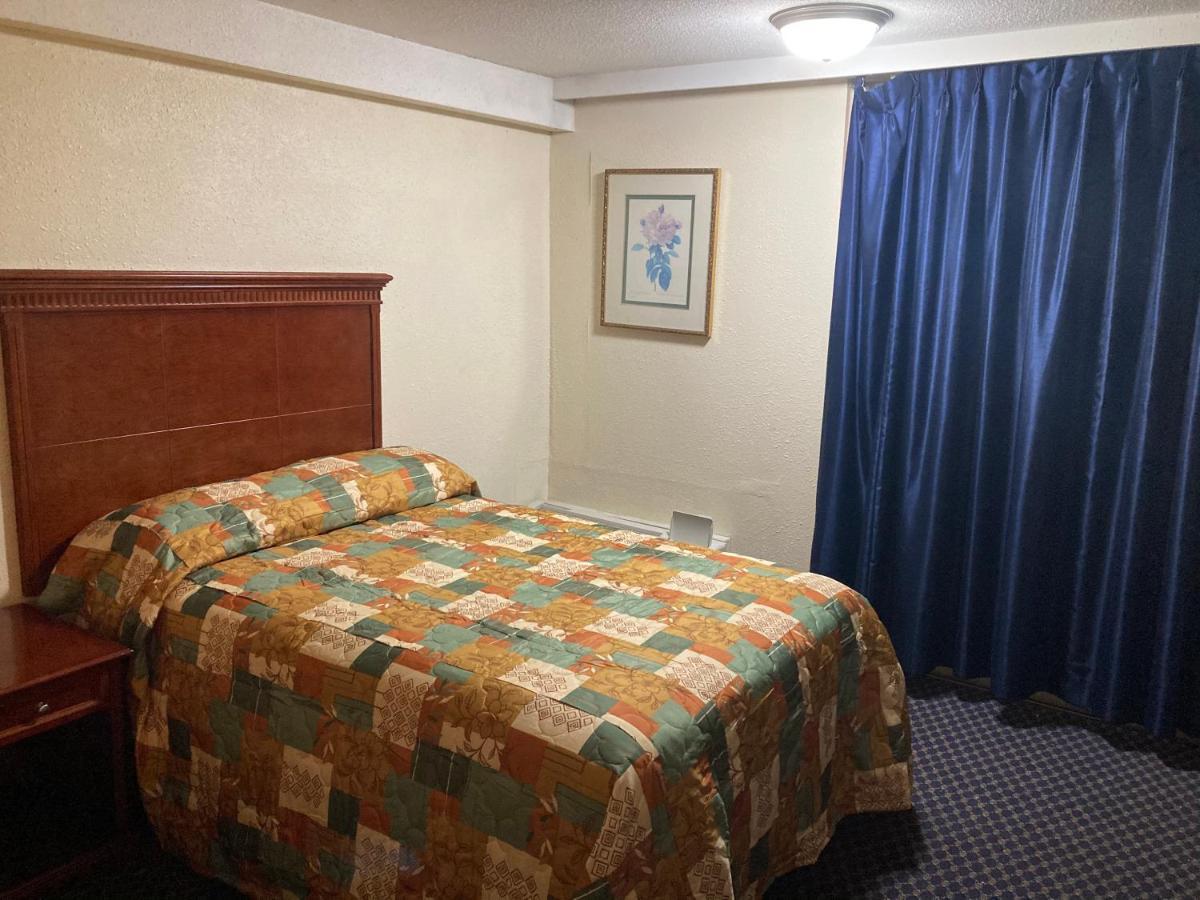 Travel Inn Πίτερσμπεργκ Εξωτερικό φωτογραφία