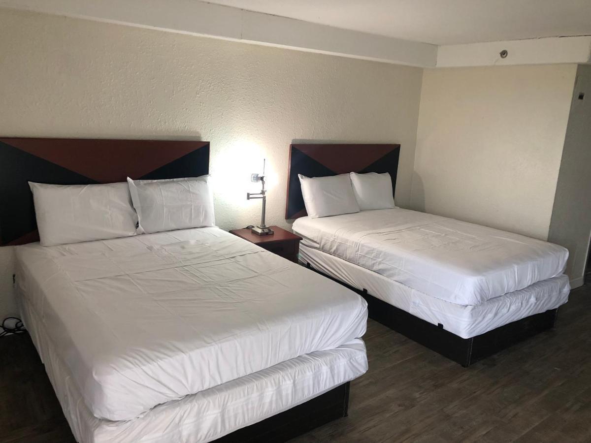 Travel Inn Πίτερσμπεργκ Εξωτερικό φωτογραφία