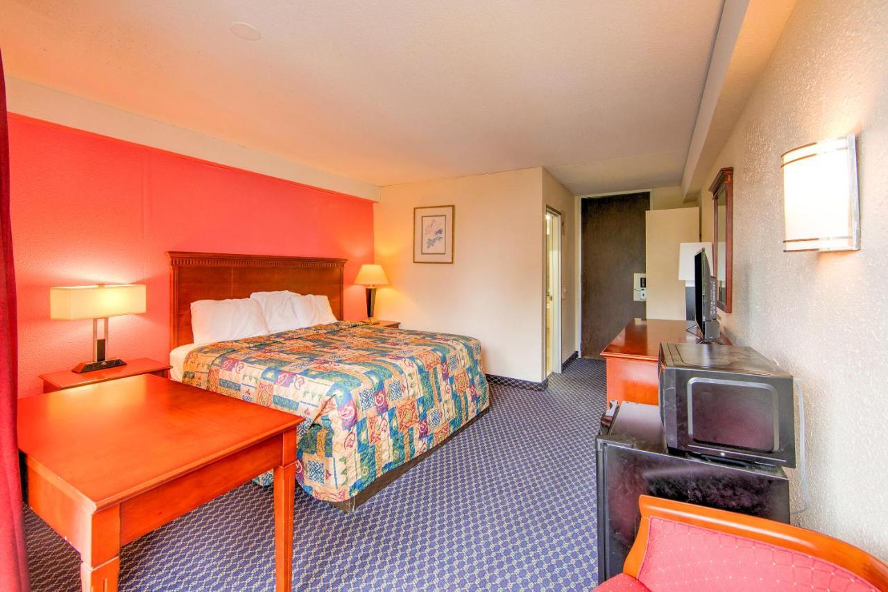 Travel Inn Πίτερσμπεργκ Εξωτερικό φωτογραφία