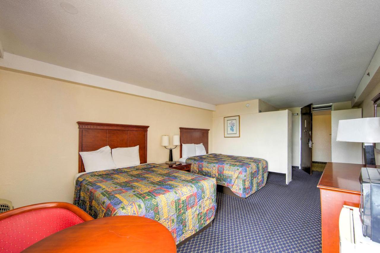 Travel Inn Πίτερσμπεργκ Εξωτερικό φωτογραφία
